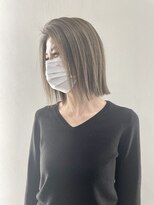 ジンクヘアーセカンド(ZiNK HAIR2nd)&nbsp;白髪にも対応ハイライト切りっぱなしボブ