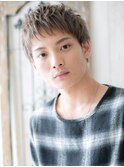 ハイトーン外国人風カラーの束感フェザーマッシュa戸田公園