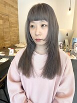 ドルセプラタ(Dulce plata)&nbsp;レイヤーカット透明感スモーキーアッシュこなれストレート