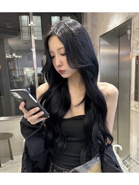 リリー(Lilley) 松岡宏海/ハネエクステ/顔まわり/ロングヘア/レイヤー/韓国ヘア