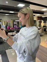 スタイル 茅ケ崎(STYLE)&nbsp;【ハクラ】シャドールーツ 切りっぱなしボブ ブロンド