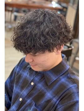 シークレットミラーズ(SECRET MIRRORS) 波巻きスパイラルパーマ