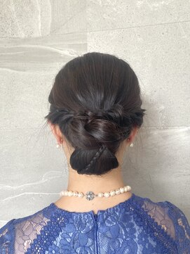 サロン Salon アイ アート 結婚式お呼ばれ シニヨンスタイル