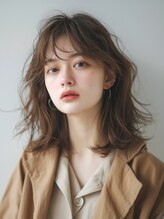 エレノア 梅田店(Eleanor) ミディアムレイヤー チャコールグレー バタフライカット 小顔