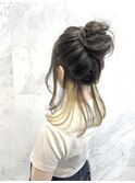 ハーフアップお団子 × インナーカラ