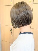 モリオ フロム ロンドン 成増店&nbsp;【morio成増 セリザワ】切りっぱなしボブ ベージュカラー