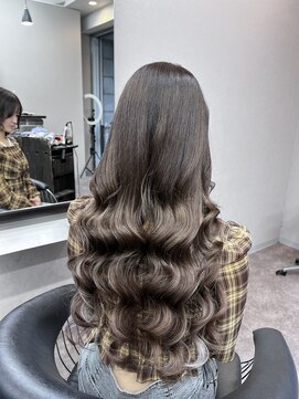 エミーバイモアムー(Emmie byMoremuu) 【MEI】スーパーロングエクステ