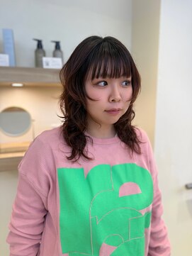 アピッシュ アオヤマ(apish AOYAMA) ウルフパーマ/レイヤーパーマ