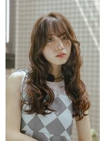 マグノリア オモテサンドウ(MAGNOLiA Omotesando)&nbsp;ふんわりくるくるロングパーマ・・・SAKUYA