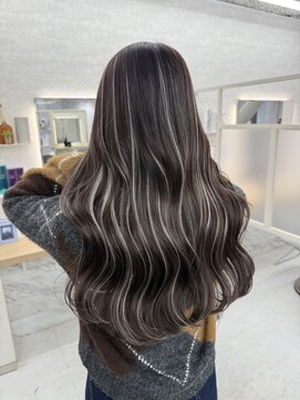 ユアーズヘア 東新宿店(youres hair) 【コントラストハイライト×リンゴ幹細胞】大人の上品カラー