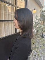 ファヴォリ(favori)&nbsp;【favori 自由が丘】顔周りレイヤーミディアム　ぱつっとロブ