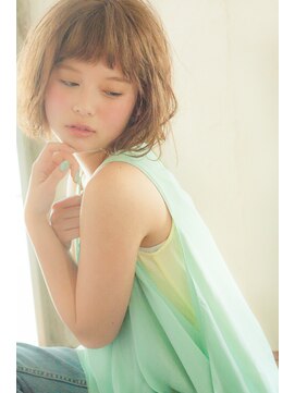 リトル アイズミ バイ ヴィーヴル(little aizumi by BIVRE) ラブリ風前下がりナチュラルボブ