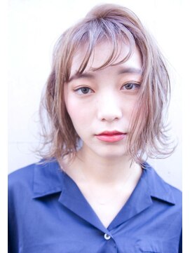 エイミー(Aimee) Aimee 外ハネボブ×グレージュ