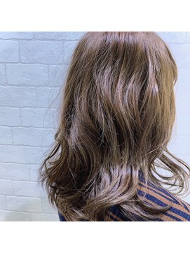 ダスティ 豊科駅前店(Dasty) スモーキーアッシュ