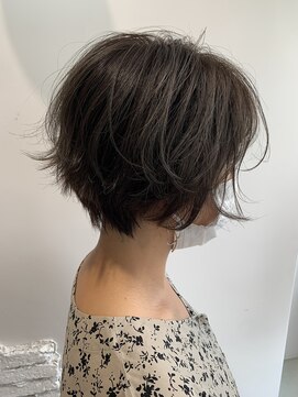 リアン(Lien) Lien☆イルミナカラー×耳かけショート×グレージュ