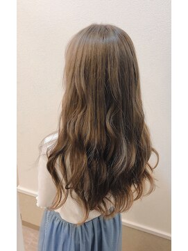 セブンルックス モカ 宇都宮鶴田店(7LOOKS mocha) 透明感バツグン☆スモーキーベージュ