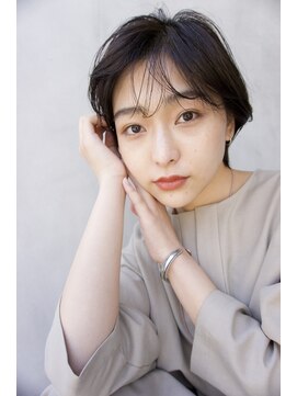 キヨイ(kiyoi) スタイリングでアレンジ自在 欲張りショートボブ