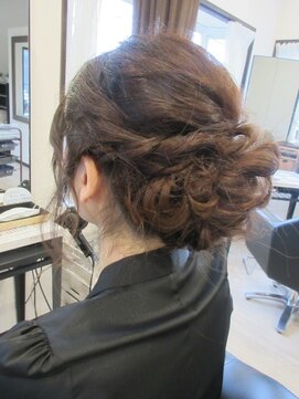 コア フィール ア デイ(COIFFURE A DAY) 【M3D】パーティーアップ