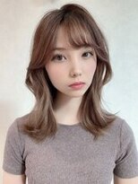 大人ミディアム外ハネ韓国くびれヘア透明感ペールベージュ表参道