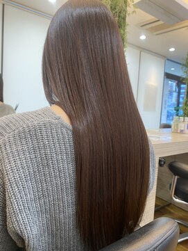 アローズソワン(HELLO'S SOIN) 無加工でもこのツヤ髪!