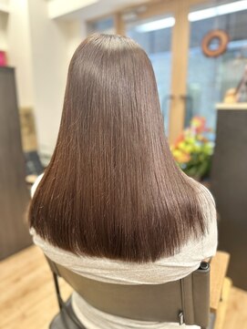 クレス 新宿御苑前(cresc) 美髪サラサラストレートロング