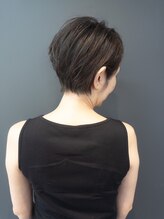 グーシップ(GOO/SYIP) アシンメトリーステップボーンカット