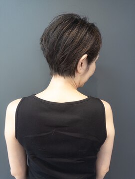 グーシップ(GOO/SYIP) アシンメトリーステップボーンカット