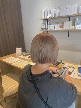 ムクヘア 御幸店(MUKU hair) ハイトーンシルバーベージュ！