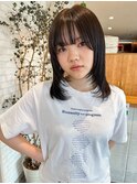 ミディアム×レイヤーカット