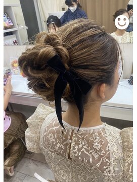 ルナクレセント (Luna crescent) ヘアセット