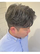 フリーク バーバーショップ 都島店(FREAK BARBER SHOP) 大人ナチュラルセンターパートニュアンスパーマ