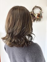 ジェムヘアスタジオ 湘南平塚南口店(Gem Hair Studio)&nbsp;黒髪からのワンブリーチで作るミルクティーカラー【Gem 神原】