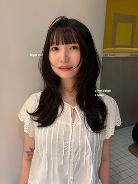 ローエ バイ デコ(Rohe by DECO) -Saki- オリーブブラウン/レイヤーカット/ハッシュカット