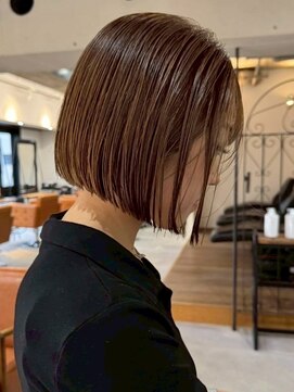 イリ 大阪(ili) 小顔/オリーブグレー/ココアベージュ/黒髪/暗めカラー/髪質改善