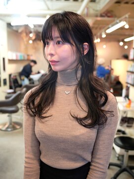 ヒカリス 東三国(HIKARIS) ハッシュカット/レイヤーカット/顔周りレイヤー/ロング