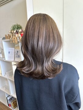 ビフィーノ ソラーレ 夙川店(bifino solare) ミディアムスタイル