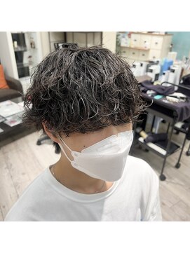 デバイス バイ フレイムス 越谷(DEVICE by Frames) 越谷メンズ◎ゆるめ波巻きパーマで大人質感