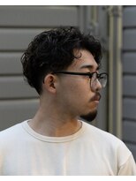 ペルズヘア(PELLS HAIR)&nbsp;センターパートパーマラルフパーマテーパーフェードパーマ