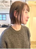 切りっぱなしボブ/ヘイリーボブ/オリーブベージュ/透明感カラー