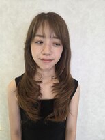 フレンズオブジェ(FRIENDS obje)&nbsp;顔周りポイント☆動きのあるレイヤーロングスタイル☆