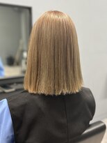 ニュートラル(neutral)&nbsp;ハイトーン ブリーチ オン カラー ミルクティーベージュ