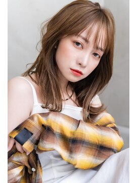 エイミー(Aimee) Aimee町田　ヨシンモリヘアー×ココアグレージュ