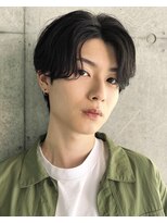 センターパートニュアンスパーマワンカールパーマ韓国コンマヘア