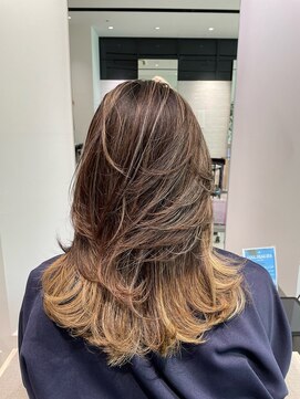 ステア ケース(stair case) 【NATASHA】銀座レイヤーカット/20代/30代/40代/50代