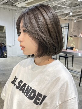 コモダ 神戸三宮(comoda) 切りっぱなしボブ