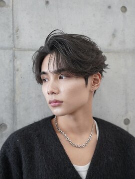 フィフス 天神大名(fifth) 天神大名ニュアンスパーマメンズカットセンターパートウルフ30代