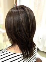 アズール 草加(azule)&nbsp;大人女子　レイヤー　ウルフカット