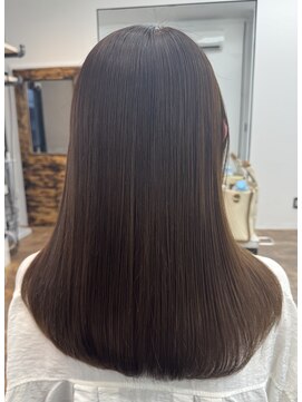 ヤイ(Yhai) セミロング