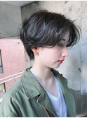 #センターパート・ショートスタイル