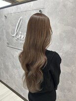 ビビ バイ マグ 岡谷店(bivi by Mag)&nbsp;夏カラーで透明感！ミルクティーカラーロング髪質改善